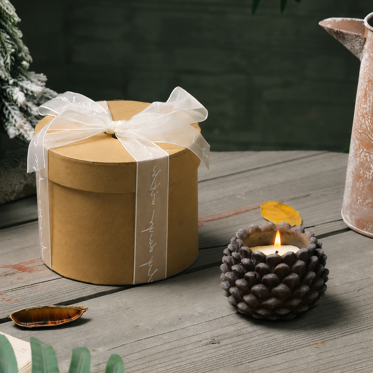 Pinecone Series Scented Candle — Autumn Pear & Freesia, Velvet Rose & Oud, Fir Valley, Ancient Sandalwood Fragrance